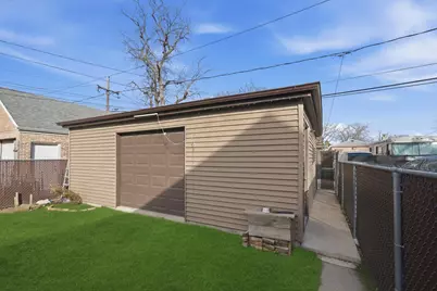 3227 Cuyler Avenue, Berwyn, IL 60402 - Photo 17