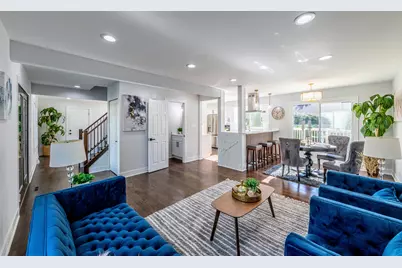 380 Ventura Club Drive, Roselle, IL 60172 - Photo 3