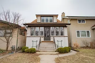 837 S Lombard Ave, Oak Park, IL 60304 - Photo 1
