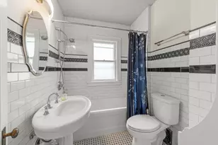 659 W Downer Pl, Aurora, IL 60506 - Photo 15