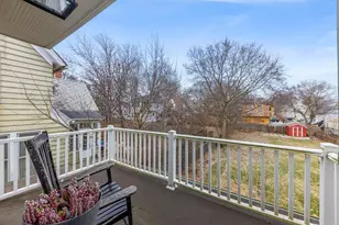 659 W Downer Pl, Aurora, IL 60506 - Photo 19