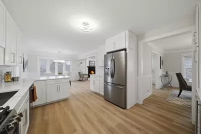 707 S Noah Terrace, Mount Prospect, IL 60056 - Photo 5