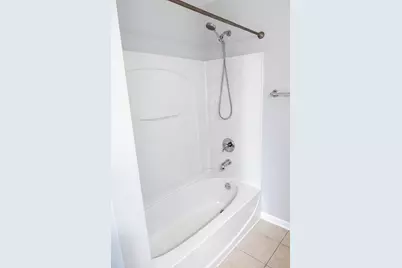 2303 Neubauer Circle, Lindenhurst, IL 60046 - Photo 29