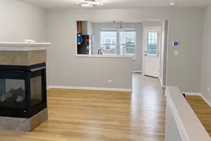 2303 Neubauer Circle, Lindenhurst, IL 60046 - Photo 7