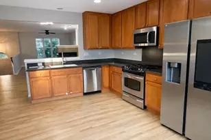 2303 Neubauer Circle, Lindenhurst, IL 60046 - Photo 9