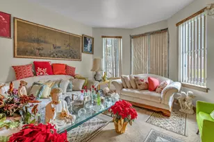 354 W Normal Pkwy, Chicago, IL 60621 - Photo 11