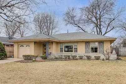 5630 N Kenton Avenue, Chicago, IL 60646 - Photo 1