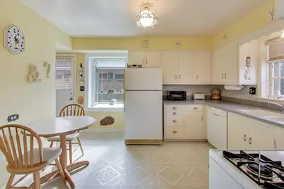 5630 N Kenton Avenue, Chicago, IL 60646 - Photo 9