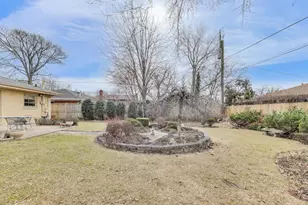 5630 N Kenton Ave, Chicago, IL 60646 - Photo 27