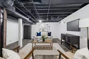 421 E School St, Naperville, IL 60540 - Photo 13