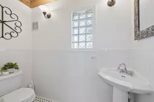 421 E School St, Naperville, IL 60540 - Photo 7