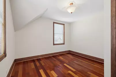 421 E School Street, Naperville, IL 60540 - Photo 9