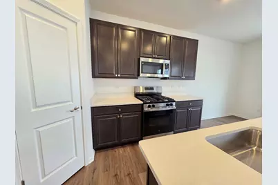 458 Hathaway Lane, Oswego, IL 60543 - Photo 5