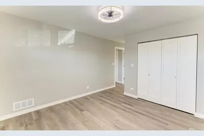 935 Elmwood Lane, Elk Grove Village, IL 60007 - Photo 25