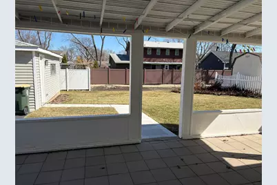 935 Elmwood Lane, Elk Grove Village, IL 60007 - Photo 35