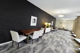 3950 N Lake Shore Dr, Chicago, IL 60613 - Photo 3