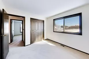 285 Loveland Dr, Glendale Heights, IL 60139 - Photo 31