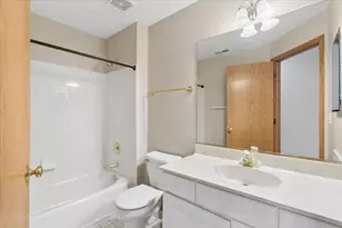 1449 Whitespire Ct, Naperville, IL 60565 - Photo 13