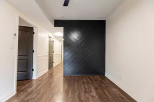 6833 S Champlain Ave, Chicago, IL 60637 - Photo 3