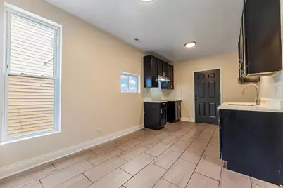 6833 S Champlain Avenue #2, Chicago, IL 60637 - Photo 5