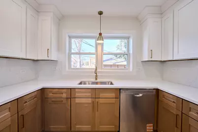 4232 W 109th Street, Oak Lawn, IL 60453 - Photo 9