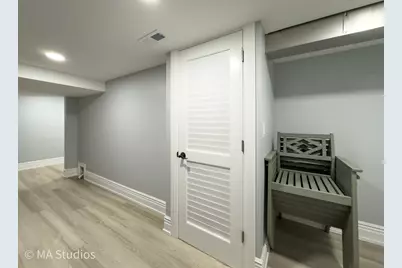 9017 Major Avenue, Morton Grove, IL 60053 - Photo 49