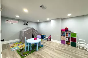 9017 Major Ave, Morton Grove, IL 60053 - Photo 49