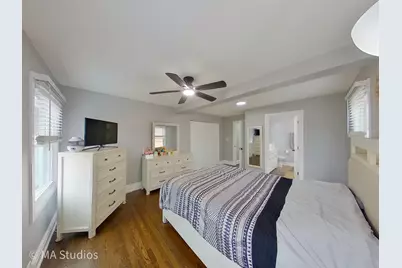 9017 Major Avenue, Morton Grove, IL 60053 - Photo 25