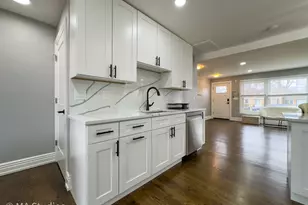 9017 Major Ave, Morton Grove, IL 60053 - Photo 11