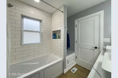 9017 Major Avenue, Morton Grove, IL 60053 - Photo 27