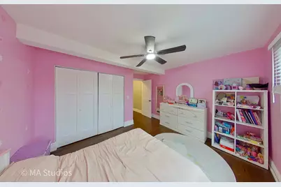 9017 Major Avenue, Morton Grove, IL 60053 - Photo 33