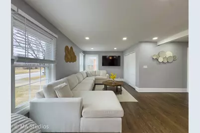 9017 Major Avenue, Morton Grove, IL 60053 - Photo 19