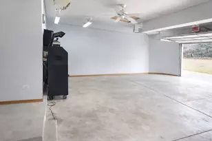 617 The Hague, Peotone, IL 60468 - Photo 9