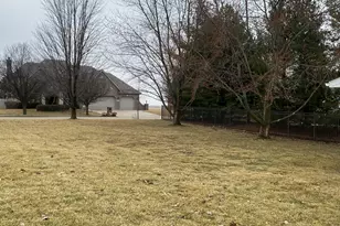 617 The Hague, Peotone, IL 60468 - Photo 39