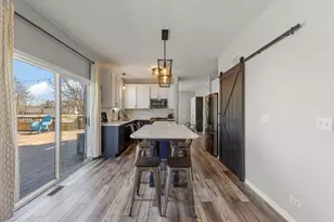 842 Dalton Ln, Bolingbrook, IL 60490 - Photo 7