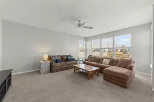 842 Dalton Ln, Bolingbrook, IL 60490 - Photo 11