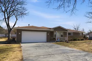 900 Barber Ln, Joliet, IL 60435 - Photo 37