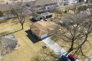 900 Barber Ln, Joliet, IL 60435 - Photo 35