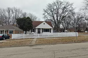 403 N Day Ave, Rockford, IL 61101 - Photo 11