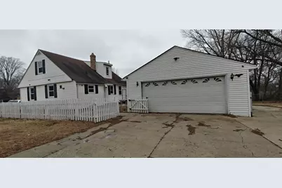 403 N Day Avenue, Rockford, IL 61101 - Photo 5