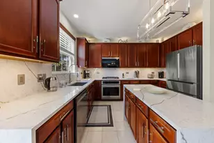 9711 Aberdeen Ln, Huntley, IL 60142 - Photo 5