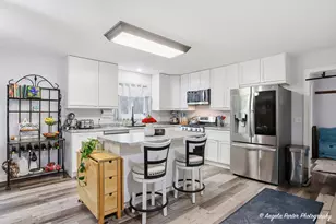 25423 W Highwoods Dr, Antioch, IL 60002 - Photo 5