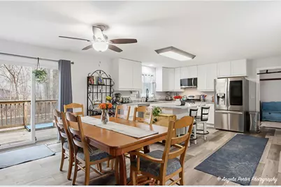 25423 W Highwoods Drive, Antioch, IL 60002 - Photo 3