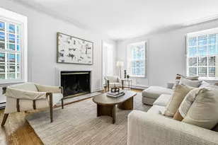 70 E Scott St, Chicago, IL 60610 - Photo 3