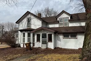 302 E 2nd St, Prophetstown, IL 61277 - Photo 5