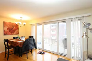 10111 Old Orchard Ct, Skokie, IL 60076 - Photo 7