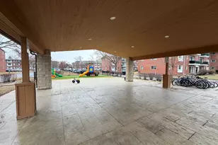 10111 Old Orchard Ct, Skokie, IL 60076 - Photo 25