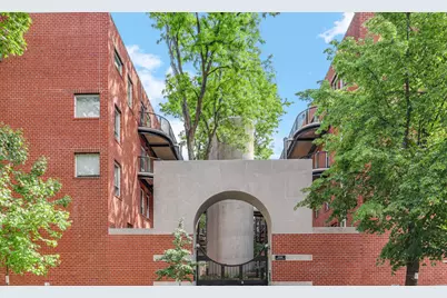 5400 S Hyde Park Boulevard #2C, Chicago, IL 60615 - Photo 1