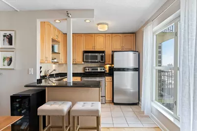 1212 N Lasalle Drive #1206, Chicago, IL 60610 - Photo 5