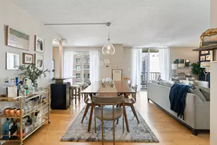 1212 N Lasalle Dr, Chicago, IL 60610 - Photo 3